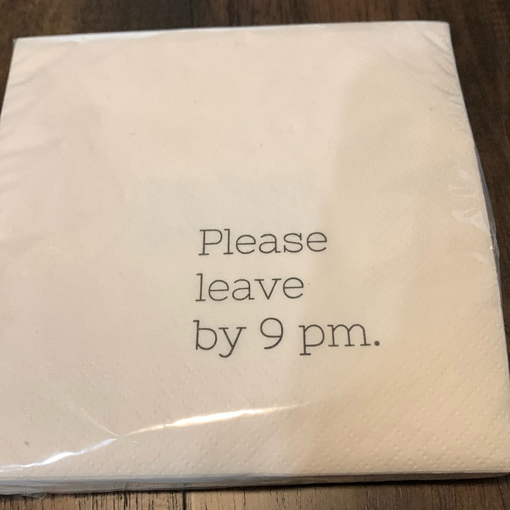 NIP 20 3 ply party napkins